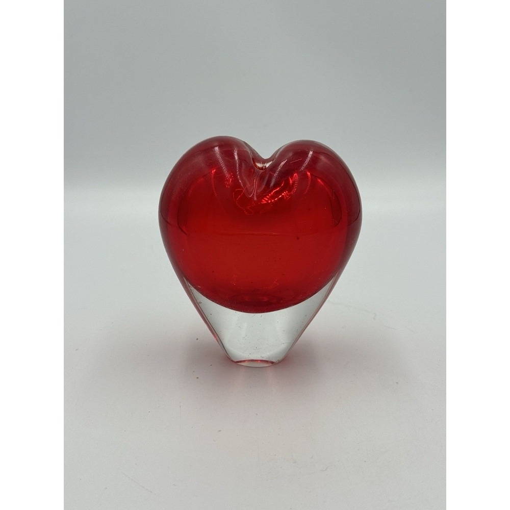 Vtg. Art Glass Bud Vase Or Paperweight Ref Clear Heart Shaped Ground‎ Bottom